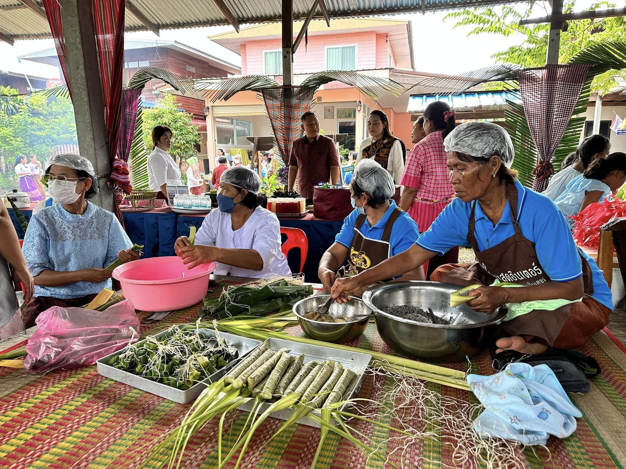 หมู่บ้านเข้มเเข็งตามแนวทาง “แผ่นดินธรรม แผ่นดินทอง” (หมู่บ้านอยู่เย็น) ประจำปี 2566 ระดับภาค