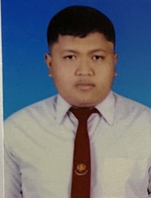 นายเปรืองปรัชญ์ เอ็นยอด