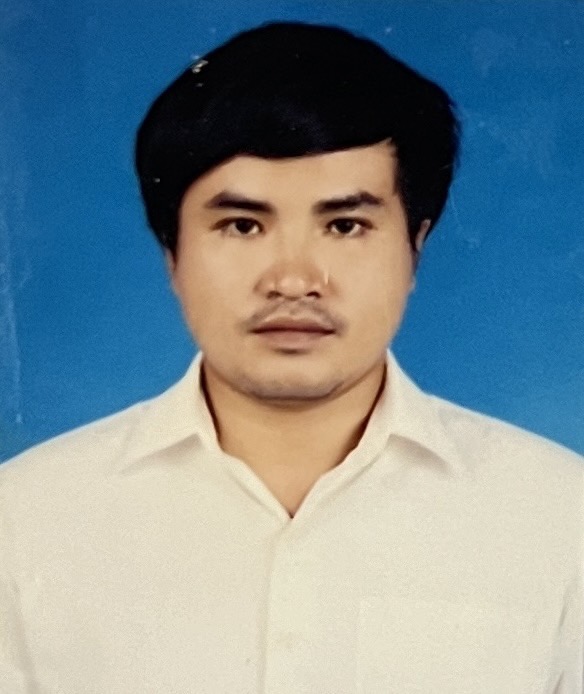 นายไกรวิชญ์ ยืนยาว